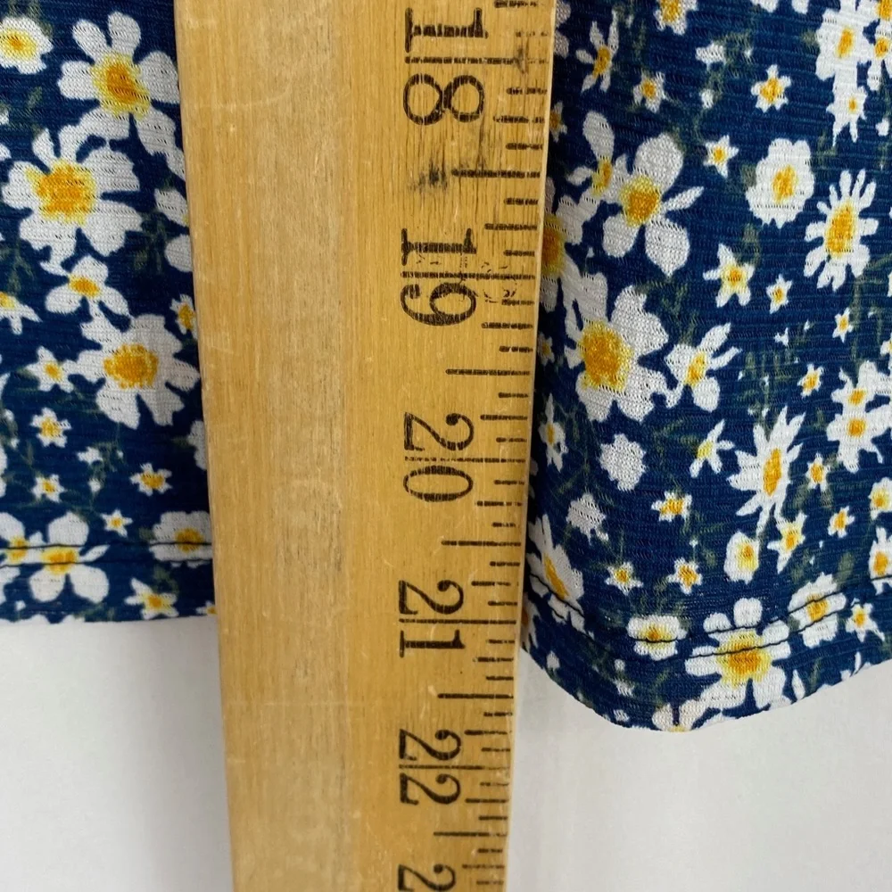 Indigo Rose Juniors Size Medium Button Front Blouse Blue Yellow Floral Print - Picture 10 of 10